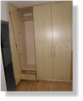 Schrank mit Schublade